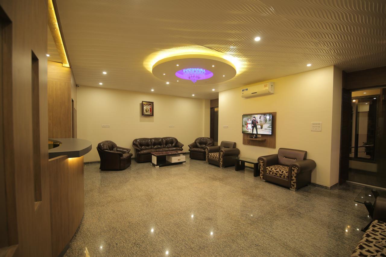 Saubhagya Inn International Lucknow Luaran gambar